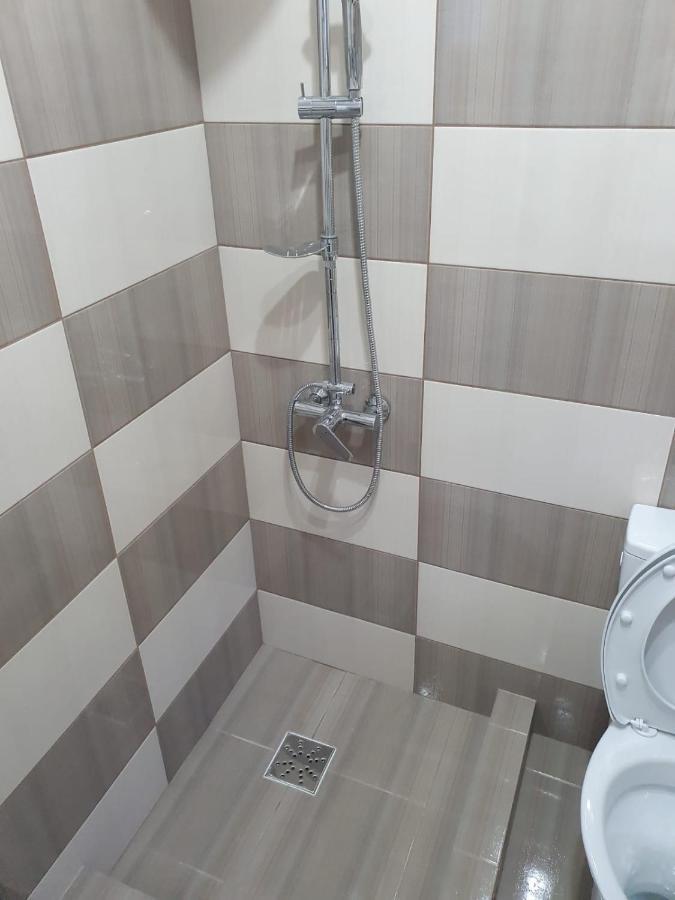 Zapp House Hotel Costinesti Bagian luar foto