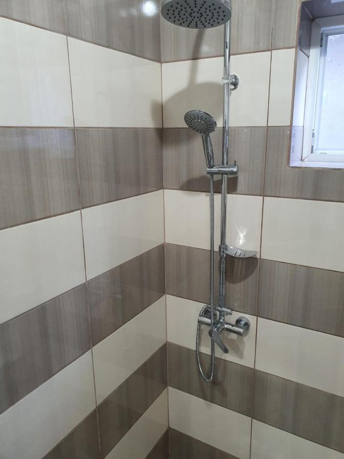 Zapp House Hotel Costinesti Bagian luar foto